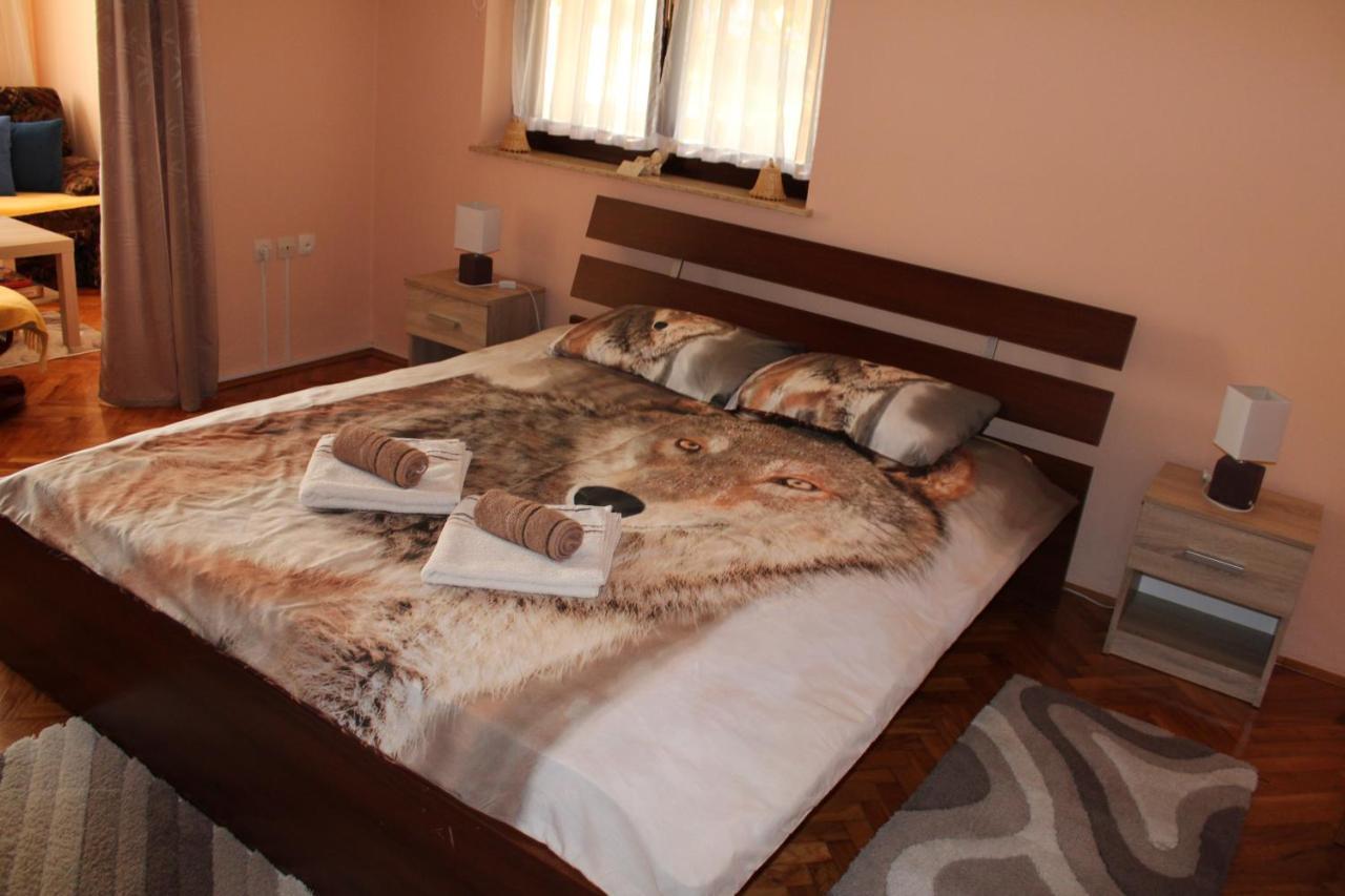 Studio Apartment Ivona & Tin Слунь Екстер'єр фото
