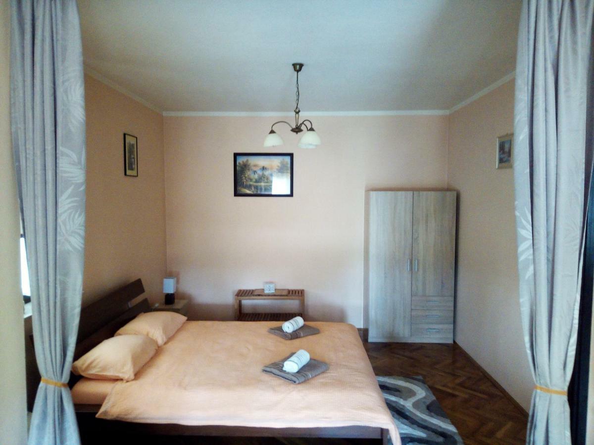 Studio Apartment Ivona & Tin Слунь Екстер'єр фото