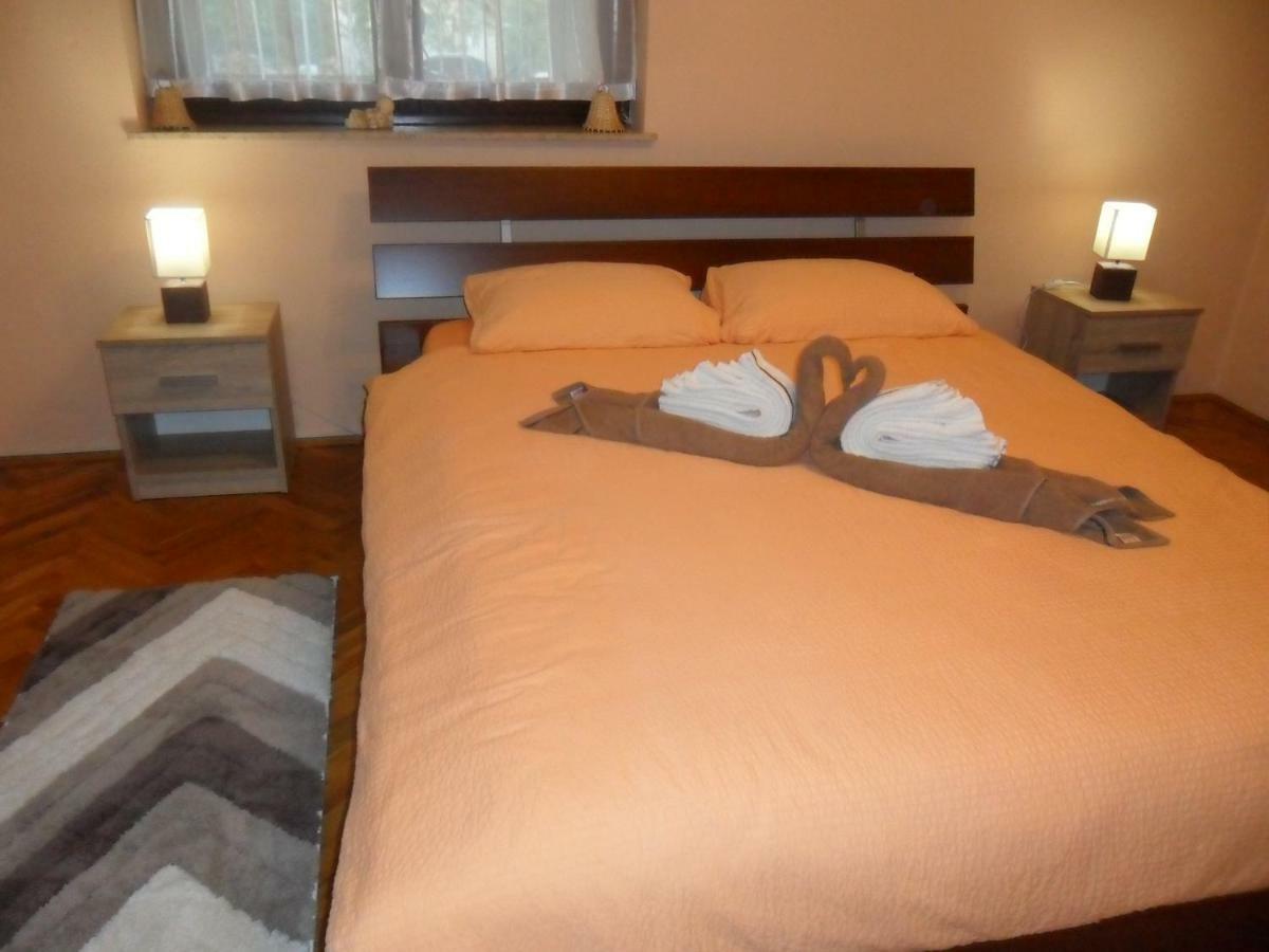 Studio Apartment Ivona & Tin Слунь Екстер'єр фото